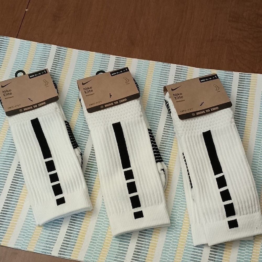 Nike Elite Dri-fit White Crew Socks With Bold Black Stripes. Set Of 3